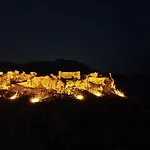 Alia And Ξενοδοχείο 3*