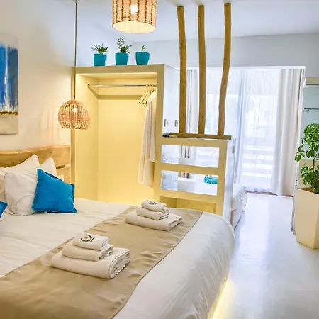 Alia And 3* 哈拉奇