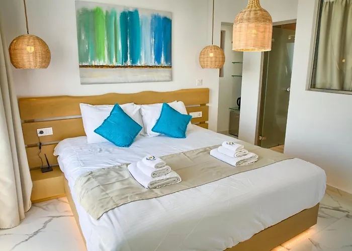 Hotel Alia And 3*