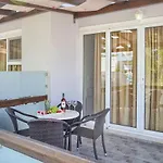 Hotel Alia And
