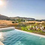 Hotel Alia And