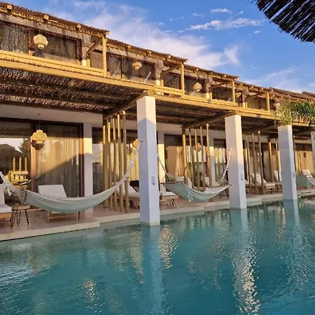 Alia And Ξενοδοχείο