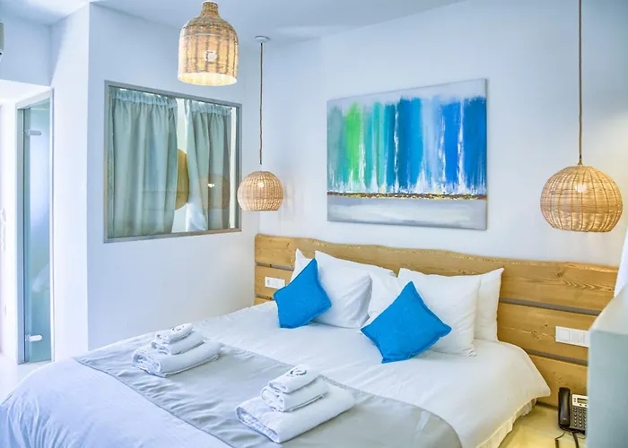 Hotel Alia And Charaki